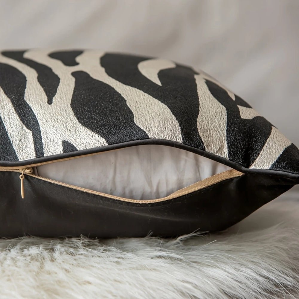 Milli Arts – Exquisite Gilded Cushion Cover for Elegant Interiors with Timeless Charm - Milli Arts